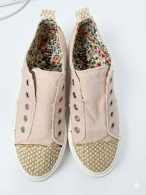 Gypsy Jazz Jolly slip-on sneaker woman’s size 8 in light pink & burlap- NWOT